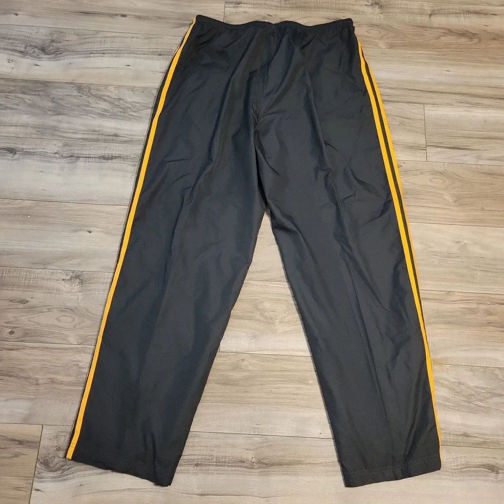 adidas windbreaker track